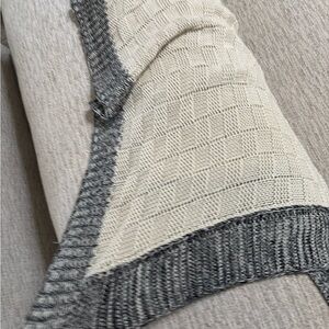 My pillow Knit Blanket White/Grey